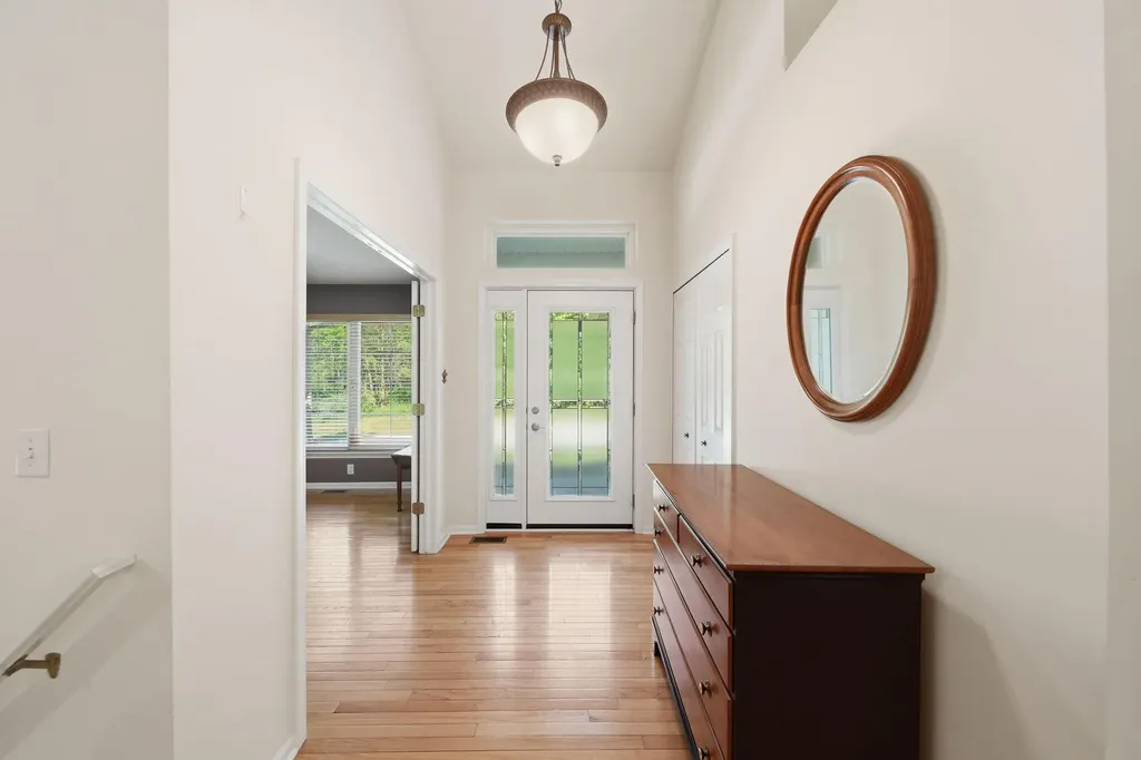 712 Glen Oak Drive Unknown City MI 48158