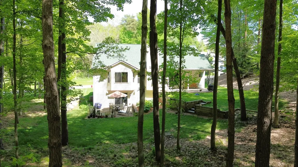 712 Glen Oak Drive Unknown City MI 48158