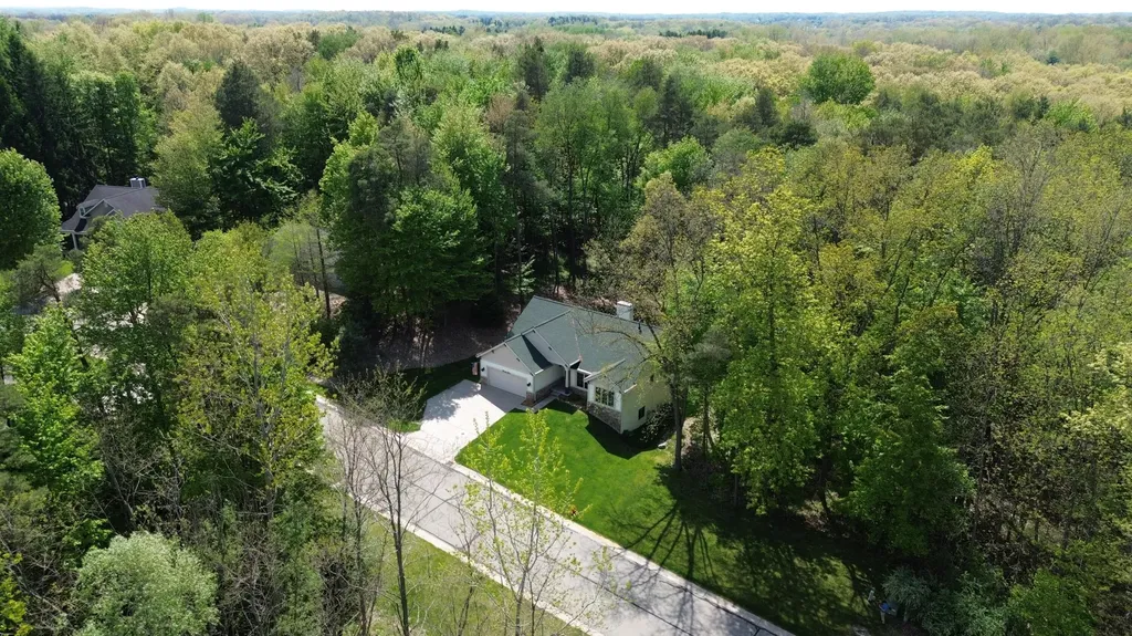 712 Glen Oak Drive Unknown City MI 48158