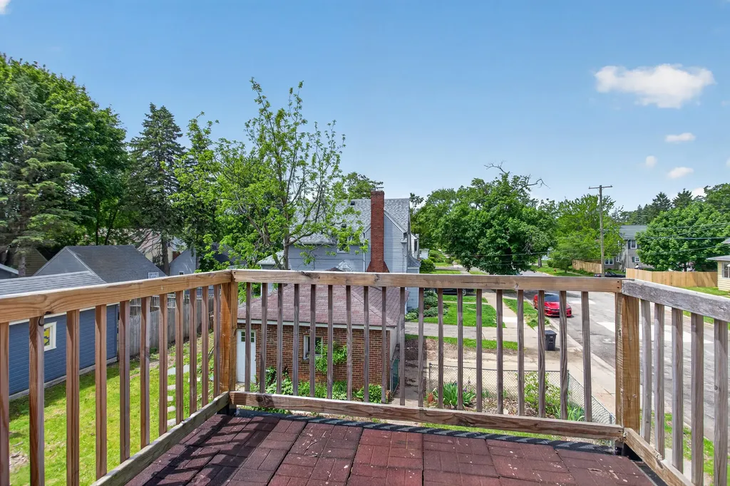 716 Sixth Street Jackson City MI 49203