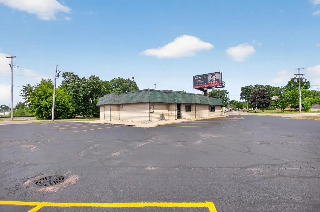 1425 Wildwood Avenue Jackson City MI 49202