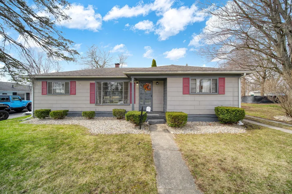727 Springbrook Avenue Adrian City MI 49221