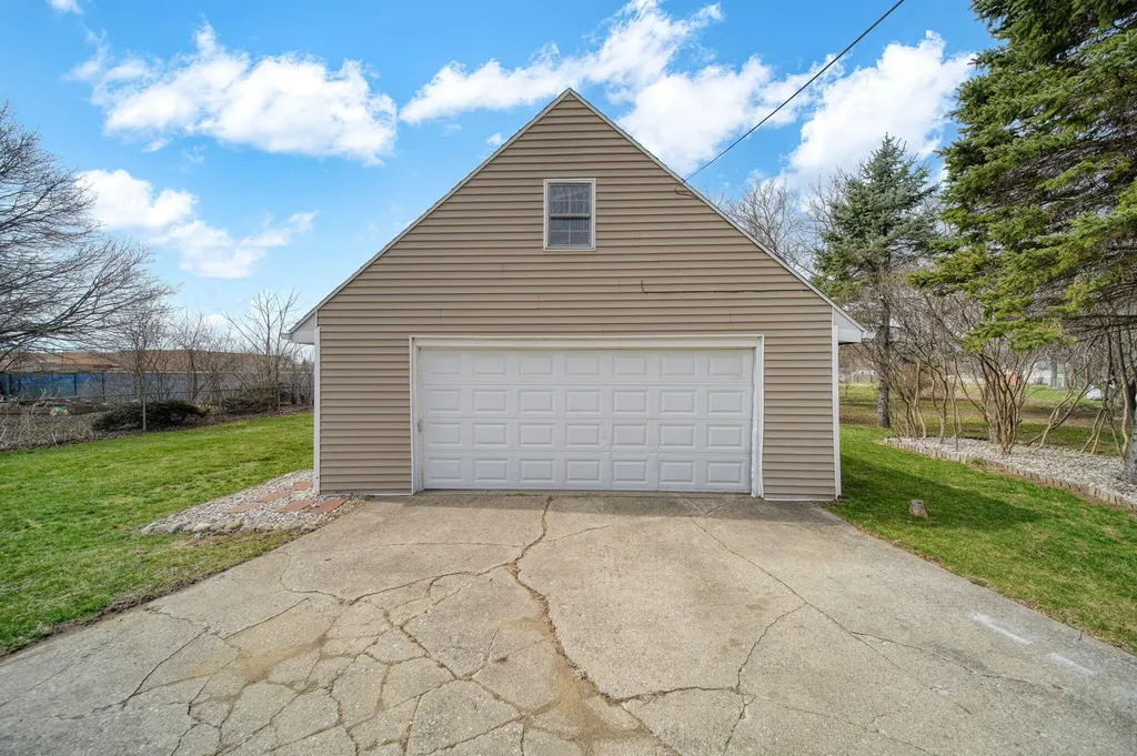 727 Springbrook Avenue Adrian City MI 49221