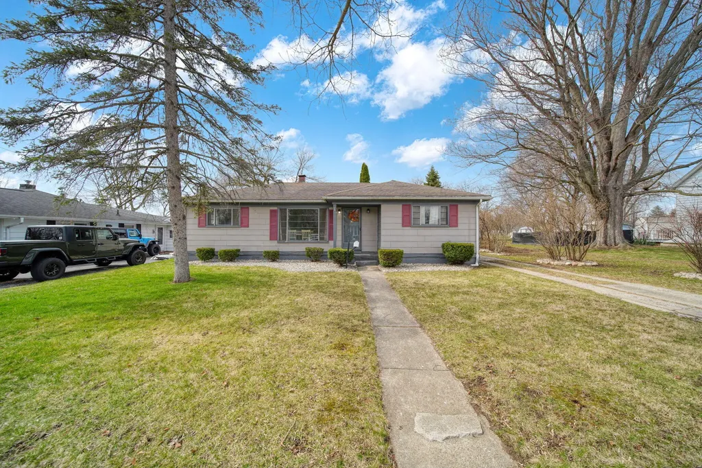 727 Springbrook Avenue Adrian City MI 49221