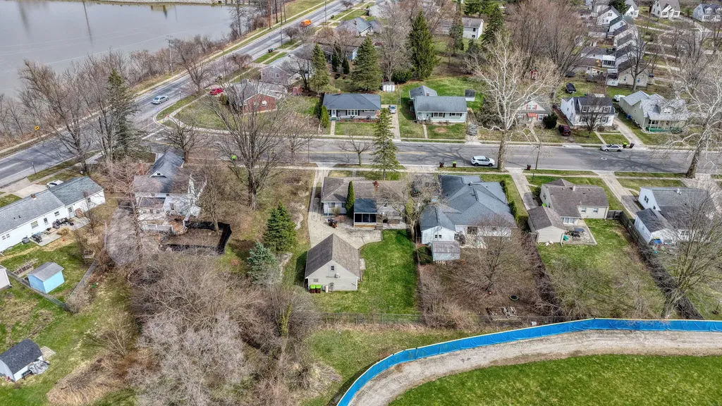 727 Springbrook Avenue Adrian City MI 49221