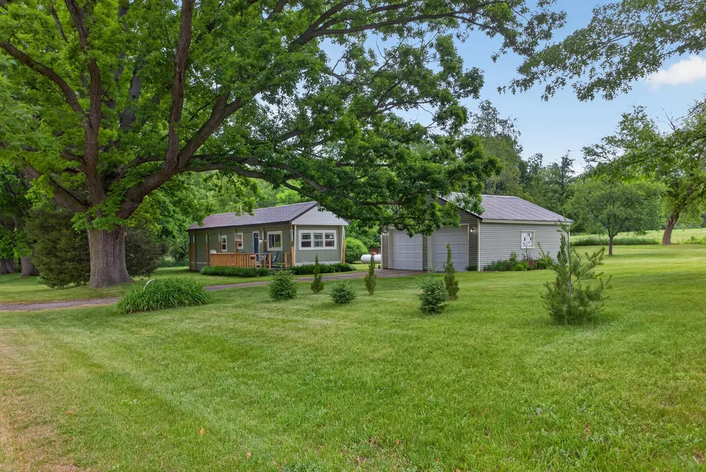 12081 Snow Road Hanover Township MI 49241