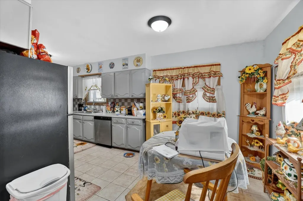 1023 Evanston Drive Blackman Charter Township MI 49202