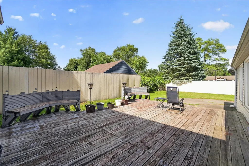 1023 Evanston Drive Blackman Charter Township MI 49202