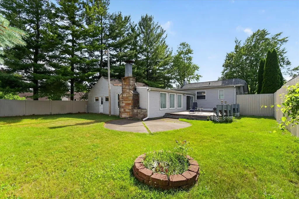 1023 Evanston Drive Blackman Charter Township MI 49202