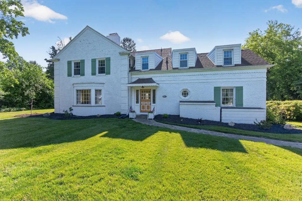 5050 Browns Lake Road Summit Township MI 49203