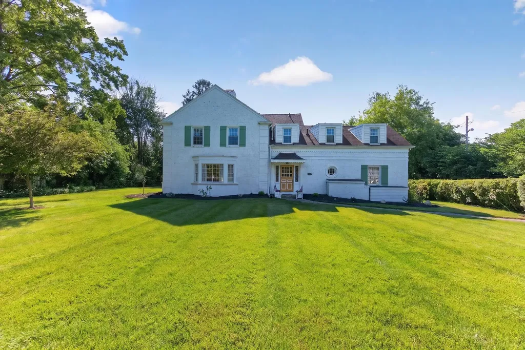 5050 Browns Lake Road Summit Township MI 49203