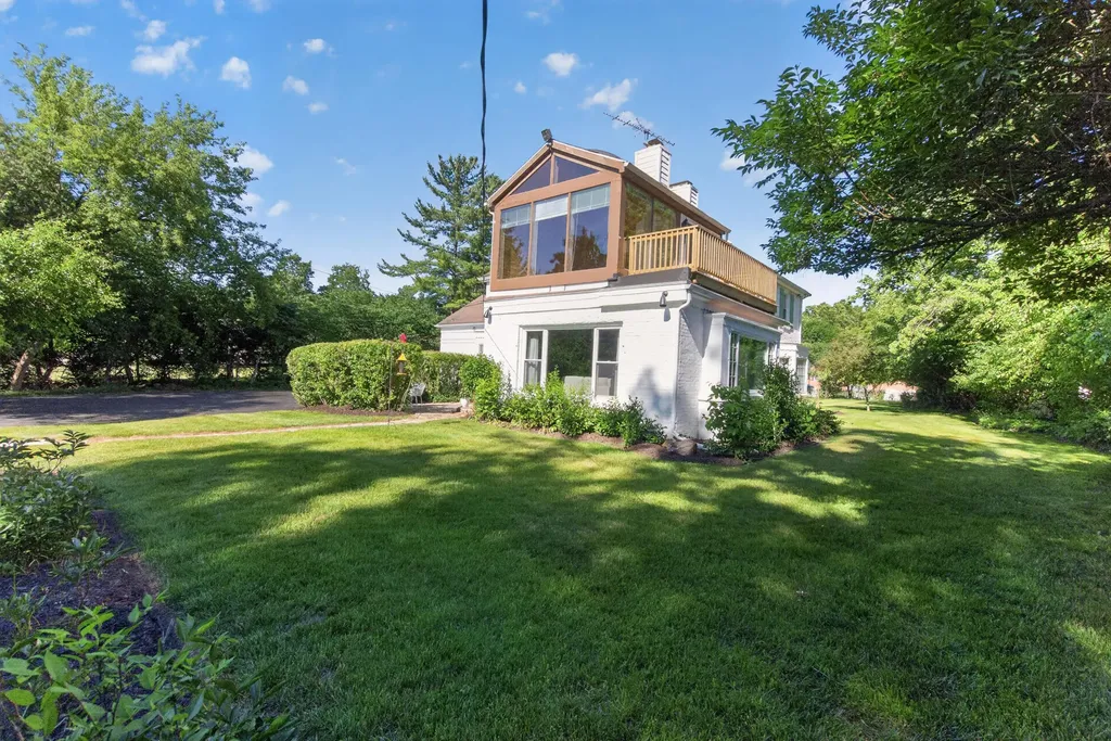 5050 Browns Lake Road Summit Township MI 49203