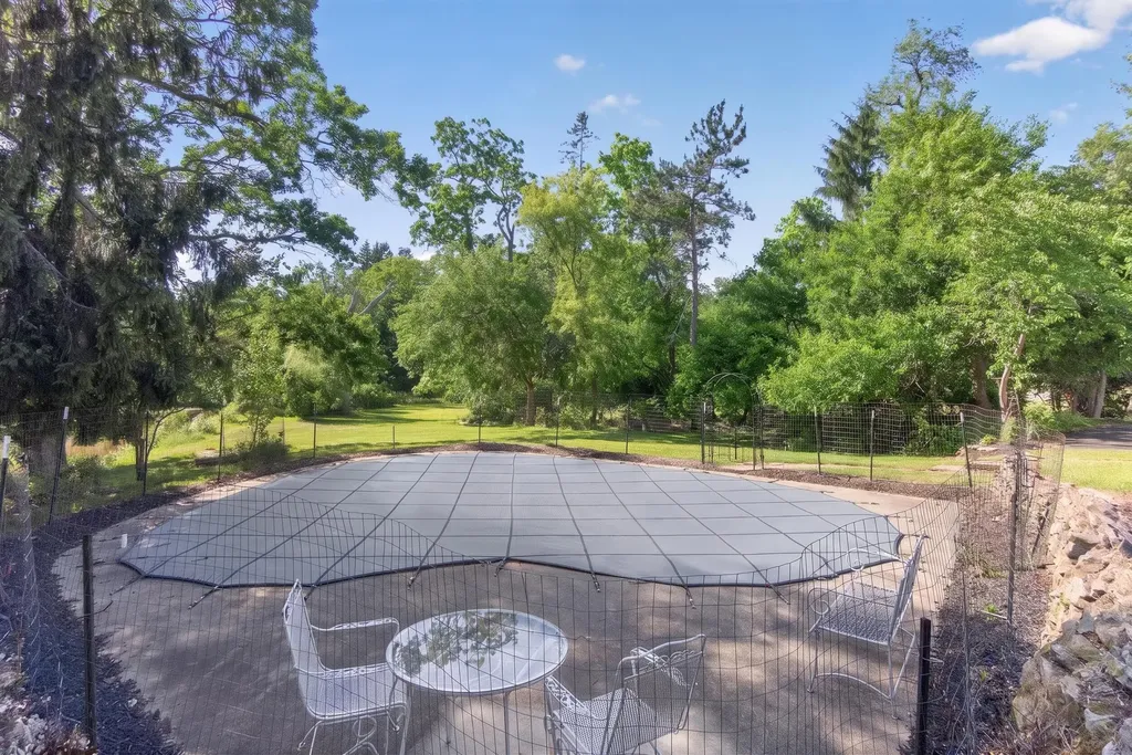 5050 Browns Lake Road Summit Township MI 49203