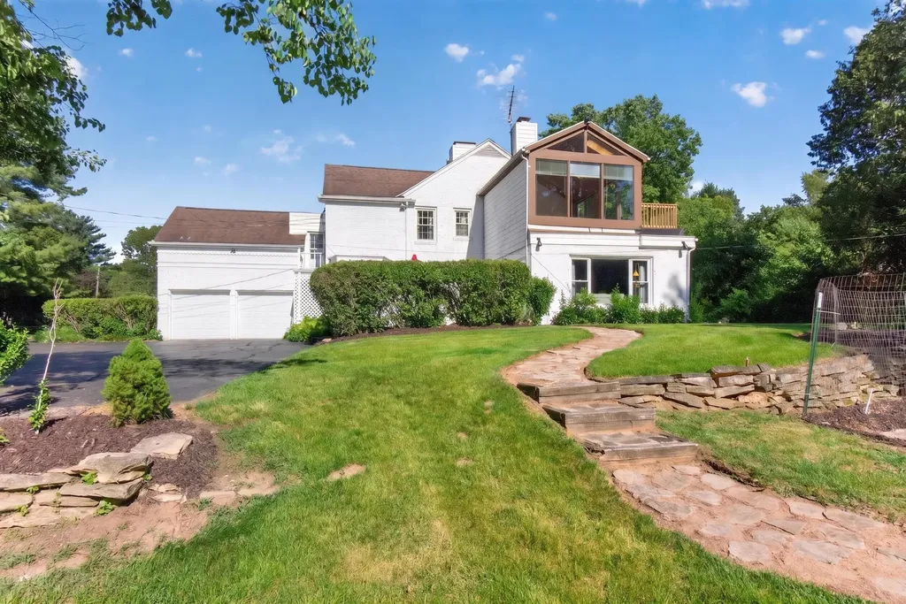 5050 Browns Lake Road Summit Township MI 49203