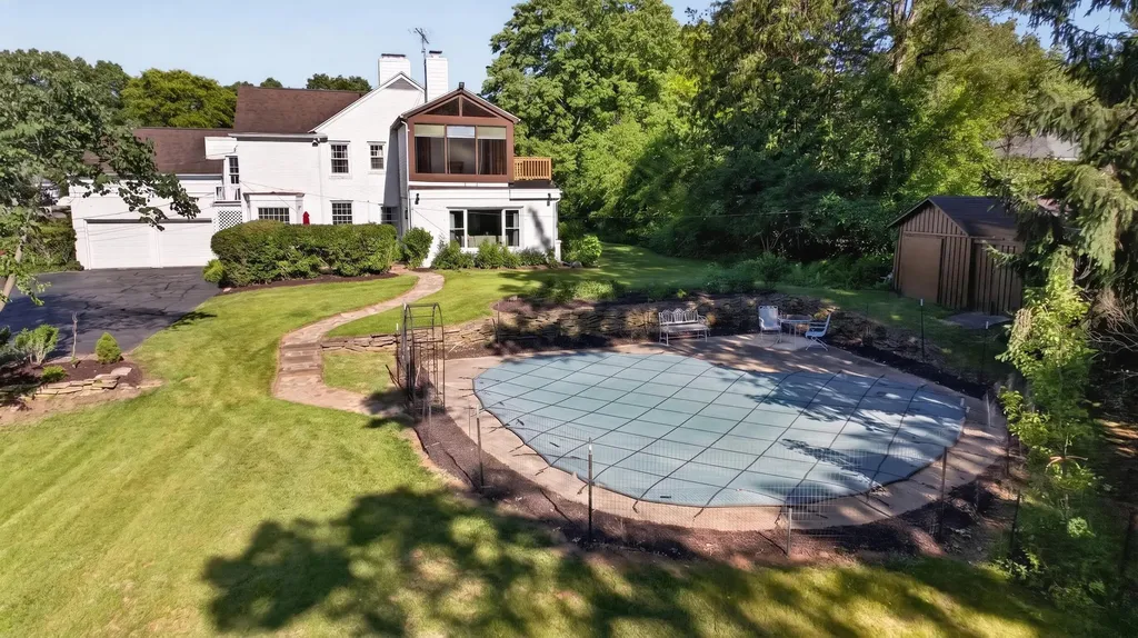 5050 Browns Lake Road Summit Township MI 49203