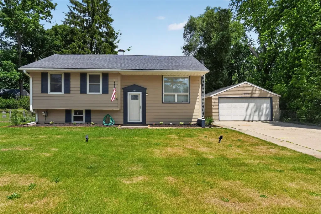 284 Stanford Lane Summit Township MI 49203