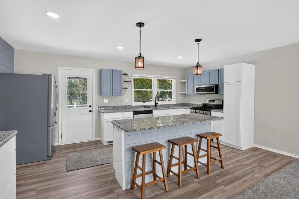 284 Stanford Lane Summit Township MI 49203