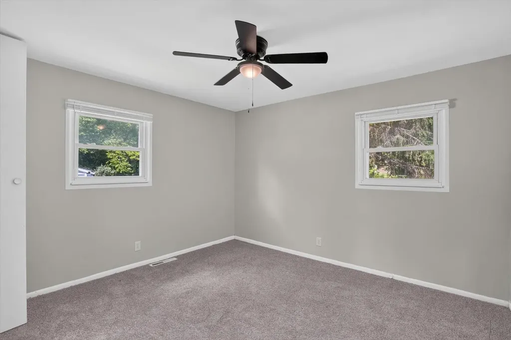 284 Stanford Lane Summit Township MI 49203