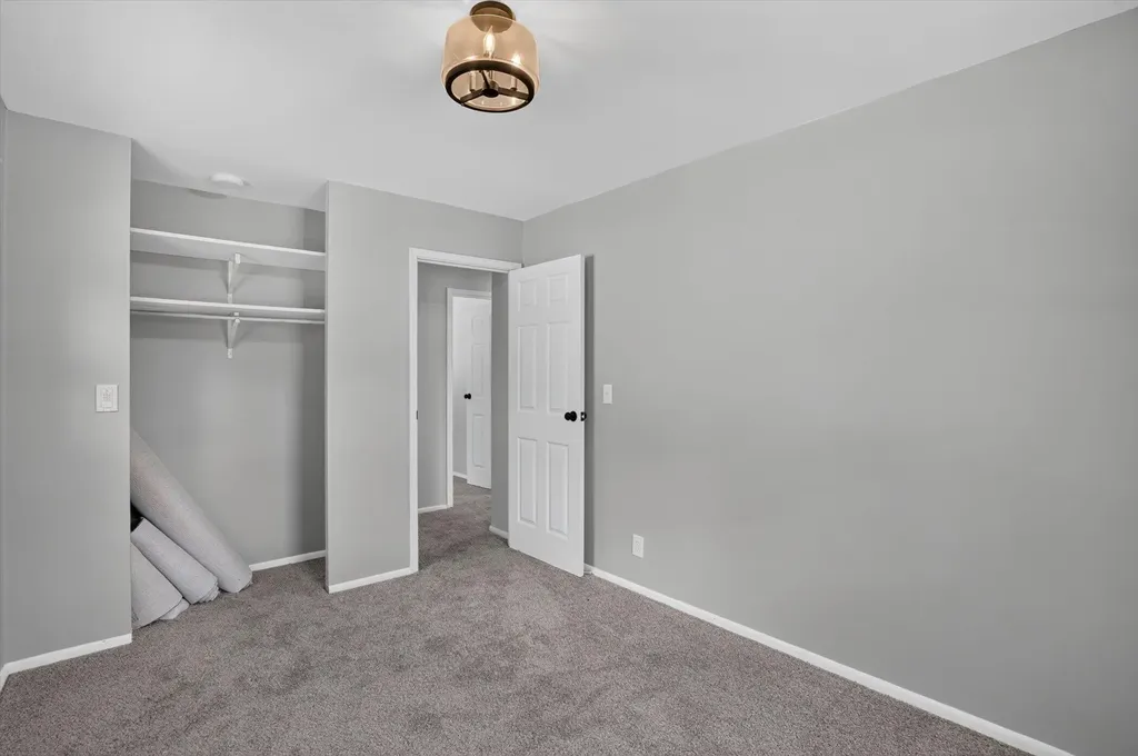 284 Stanford Lane Summit Township MI 49203