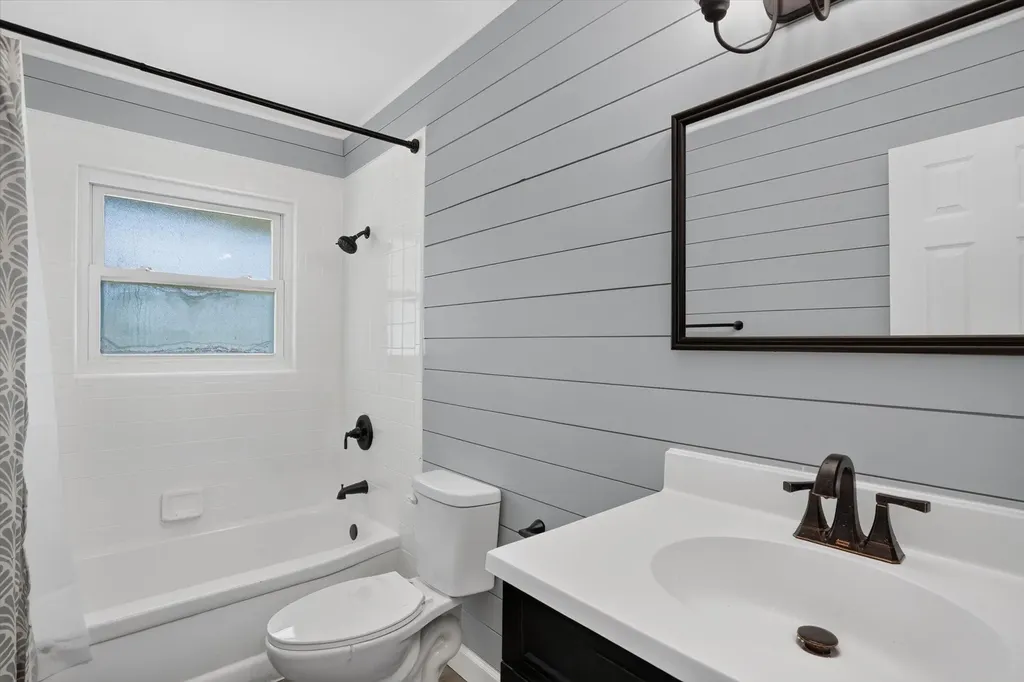 284 Stanford Lane Summit Township MI 49203