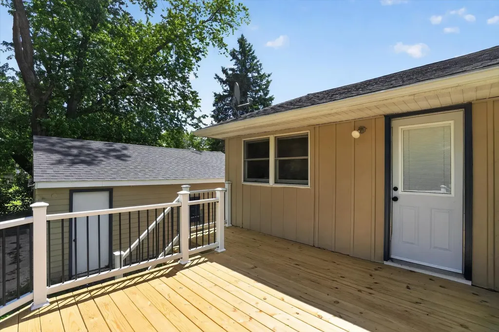 284 Stanford Lane Summit Township MI 49203