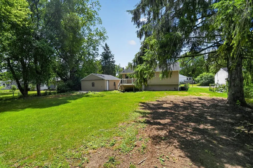 284 Stanford Lane Summit Township MI 49203