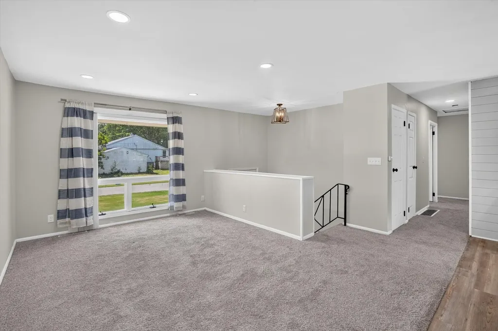 284 Stanford Lane Summit Township MI 49203
