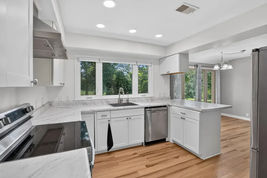 2475 Park Drive Summit Township MI 49203