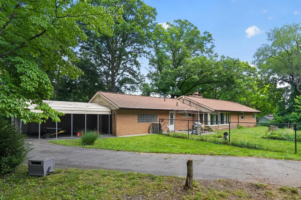 2475 Park Drive Summit Township MI 49203