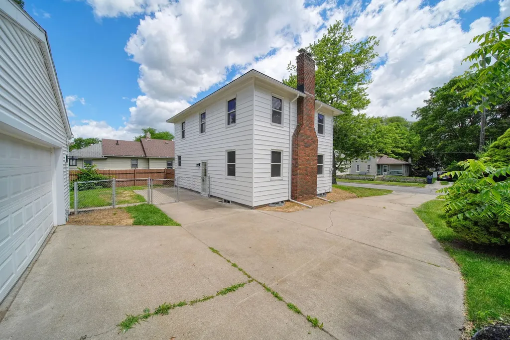 746 Kennedy Street Jackson City MI 49202