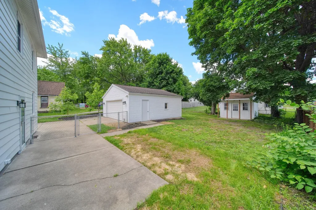 746 Kennedy Street Jackson City MI 49202