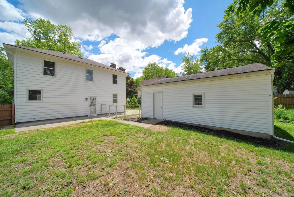 746 Kennedy Street Jackson City MI 49202