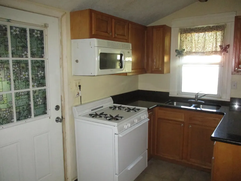 520 E North Street Jackson City MI 49202