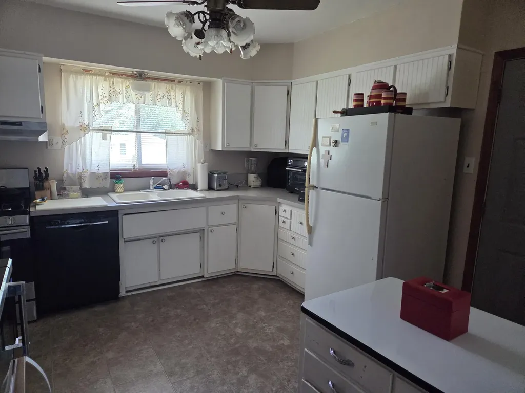 1503 Warren Avenue Summit Township MI 49203