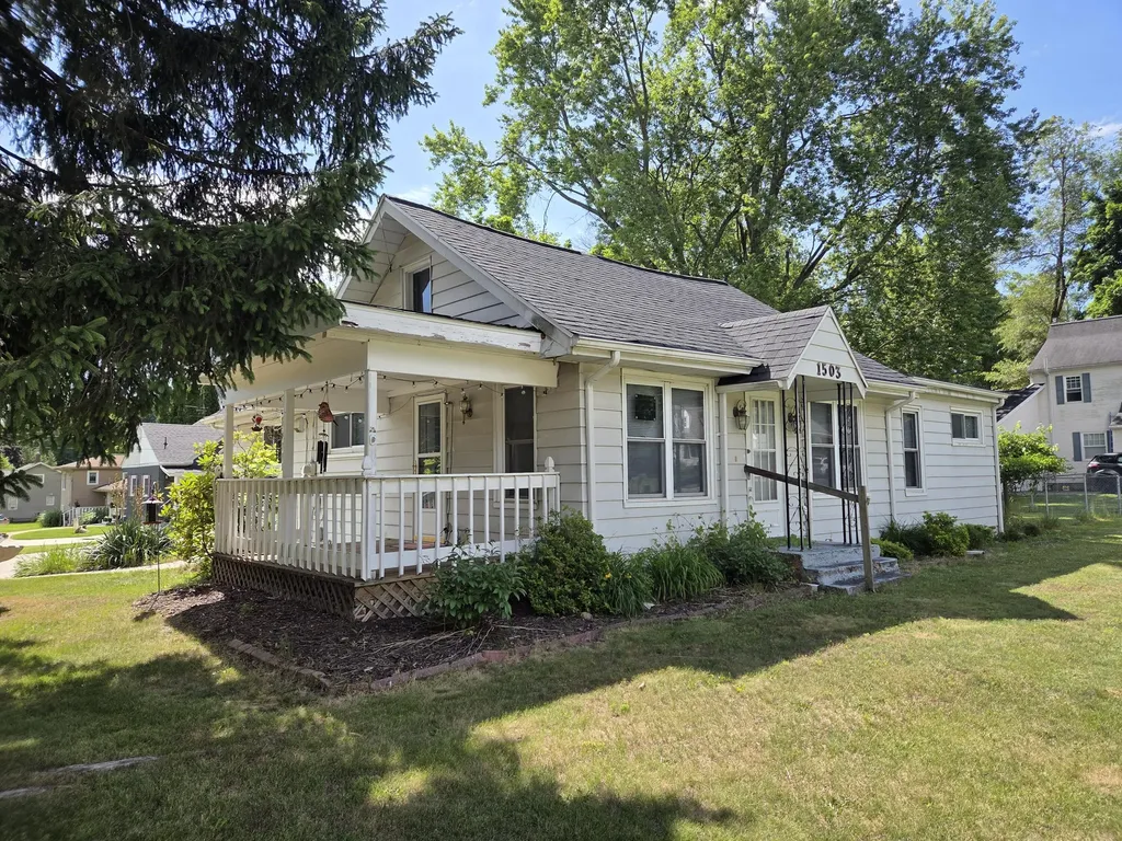 1503 Warren Avenue Summit Township MI 49203