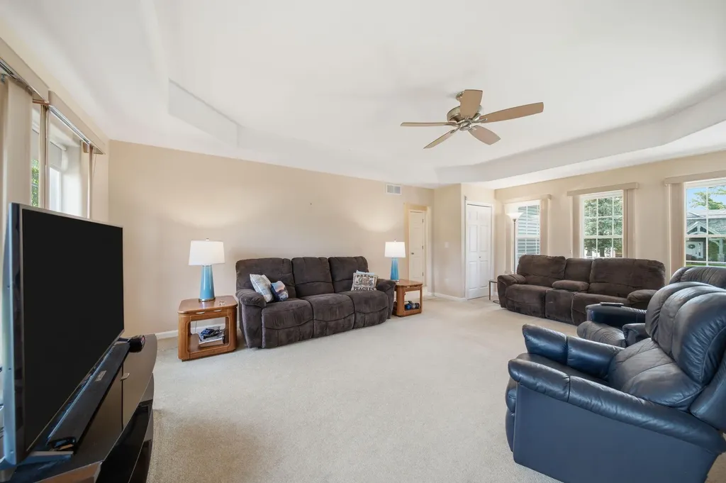 149 Hawthorne Drive Columbia Township MI 49230