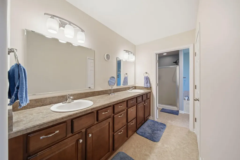 149 Hawthorne Drive Columbia Township MI 49230