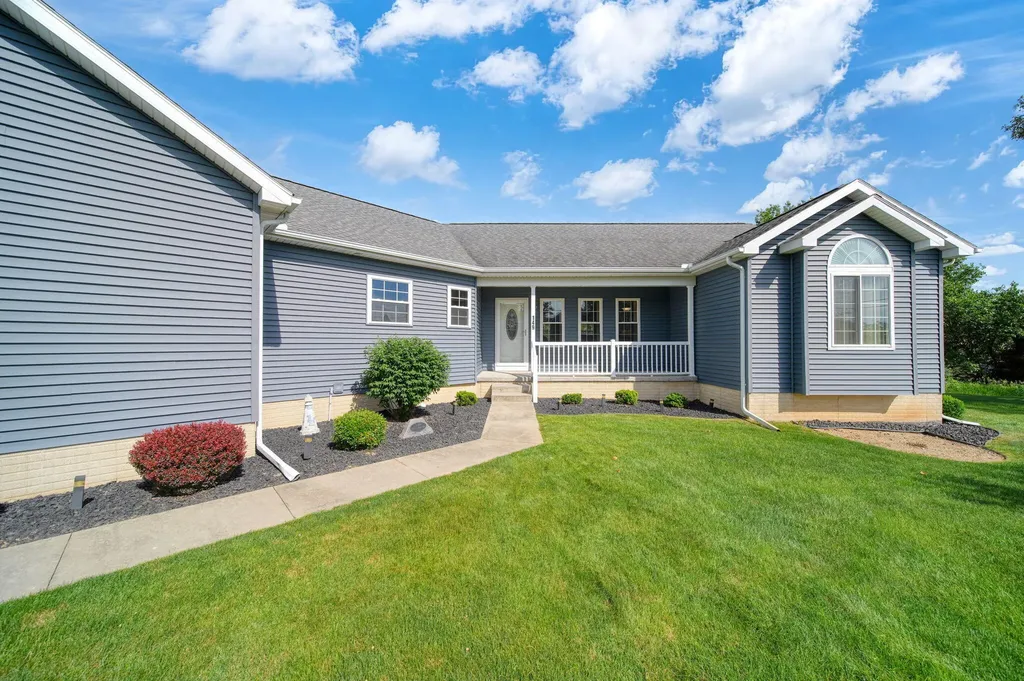 149 Hawthorne Drive Columbia Township MI 49230