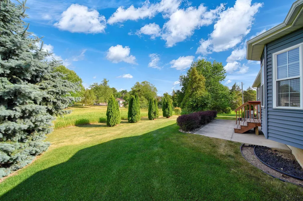 149 Hawthorne Drive Columbia Township MI 49230