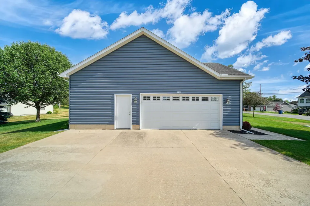 149 Hawthorne Drive Columbia Township MI 49230