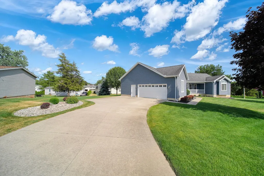 149 Hawthorne Drive Columbia Township MI 49230