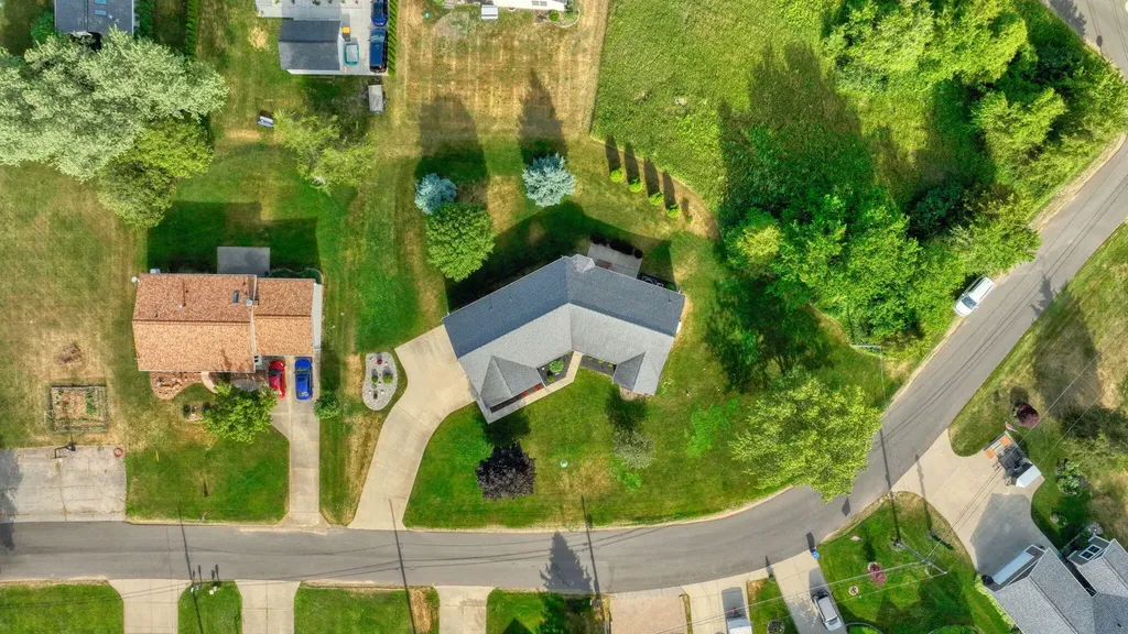 149 Hawthorne Drive Columbia Township MI 49230
