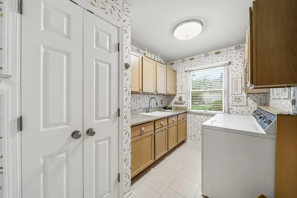 5040 Grande View Lane Summit Township MI 49201