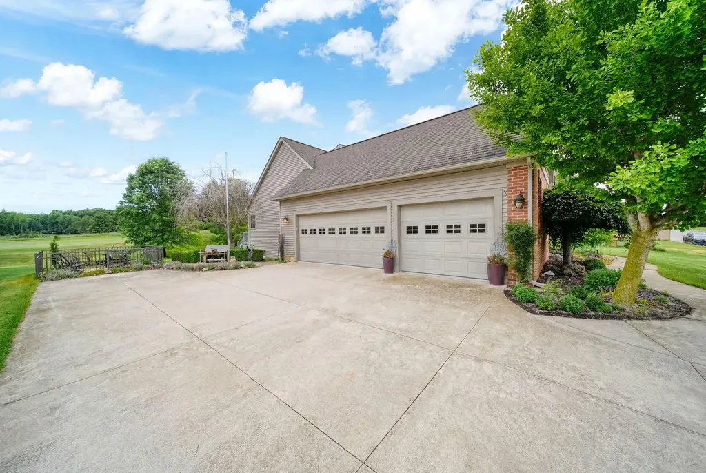 5040 Grande View Lane Summit Township MI 49201