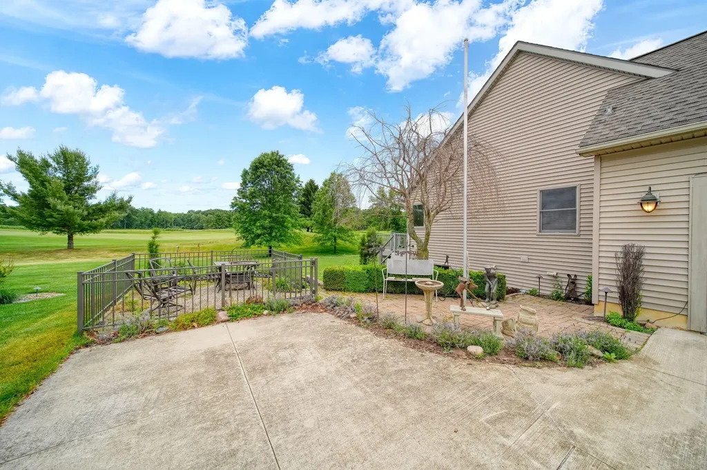 5040 Grande View Lane Summit Township MI 49201