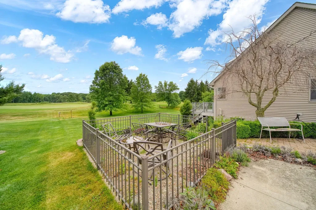 5040 Grande View Lane Summit Township MI 49201