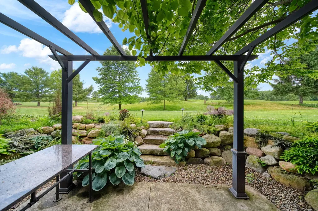 5040 Grande View Lane Summit Township MI 49201