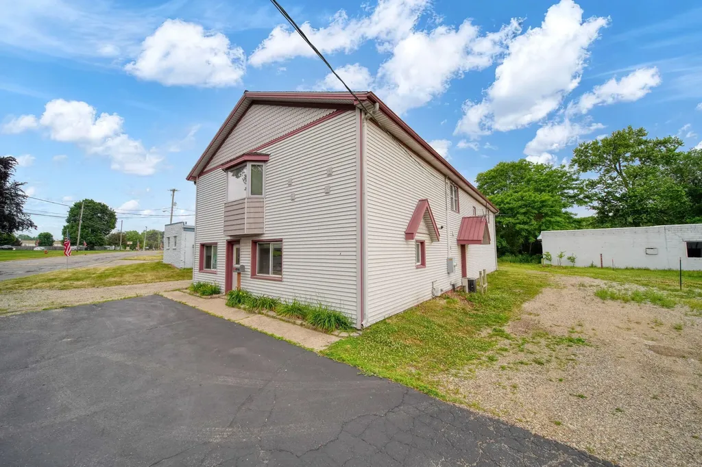 1716 Wildwood Avenue Blackman Charter Township MI 49202