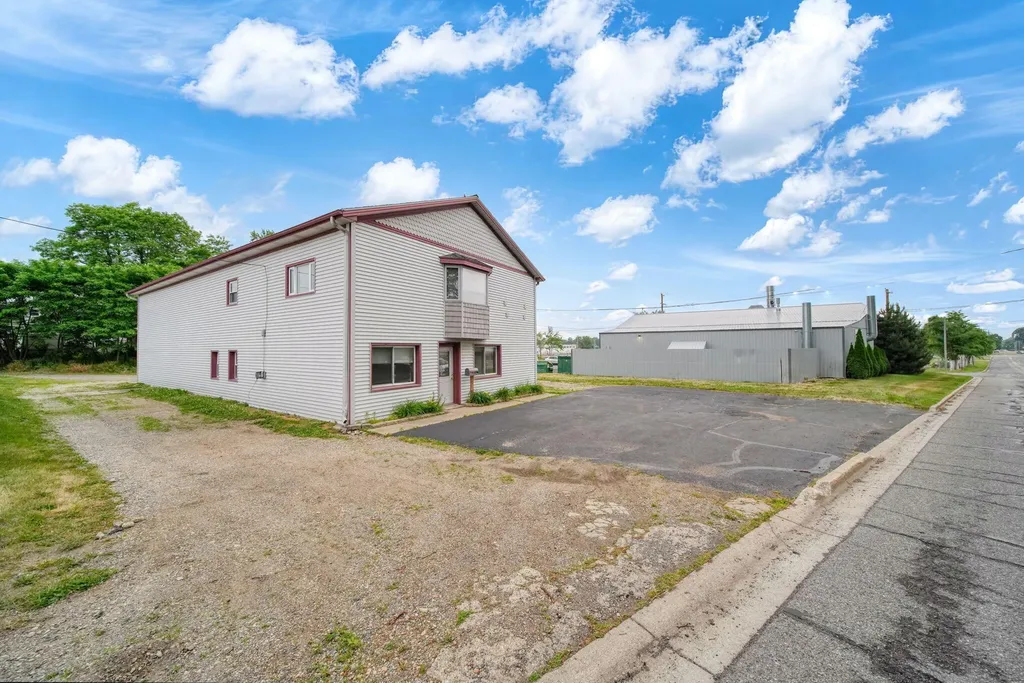 1716 Wildwood Avenue Blackman Charter Township MI 49202