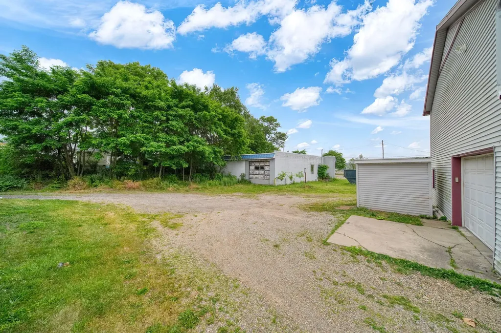 1716 Wildwood Avenue Blackman Charter Township MI 49202